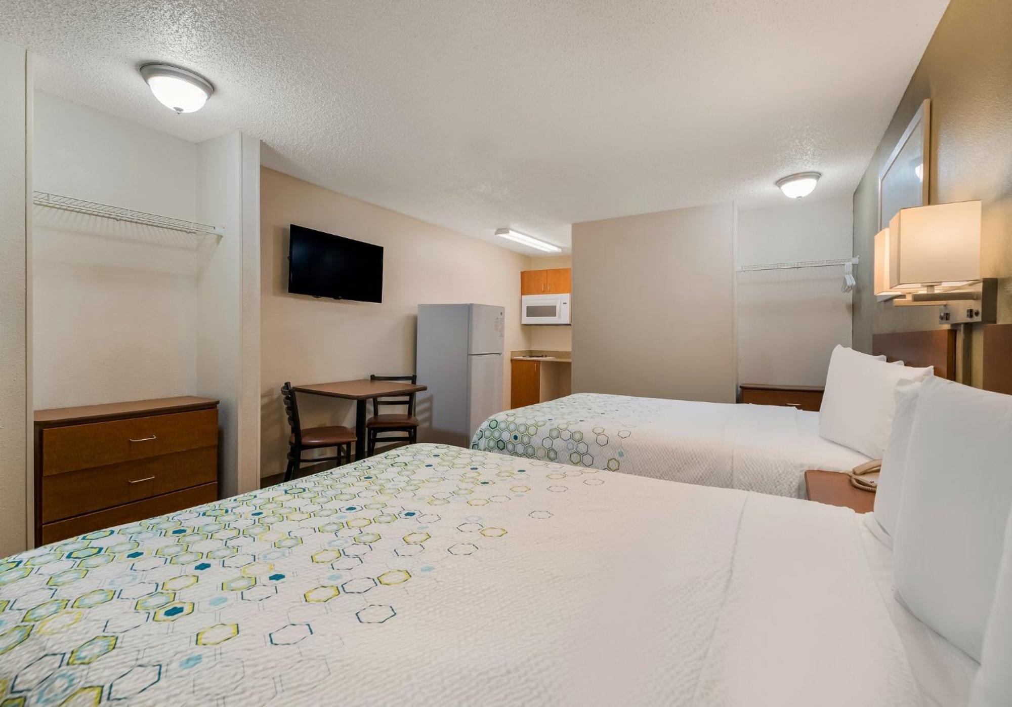 Hometowne Studios By Red Roof Orlando - Ucf Area Alafaya Extérieur photo