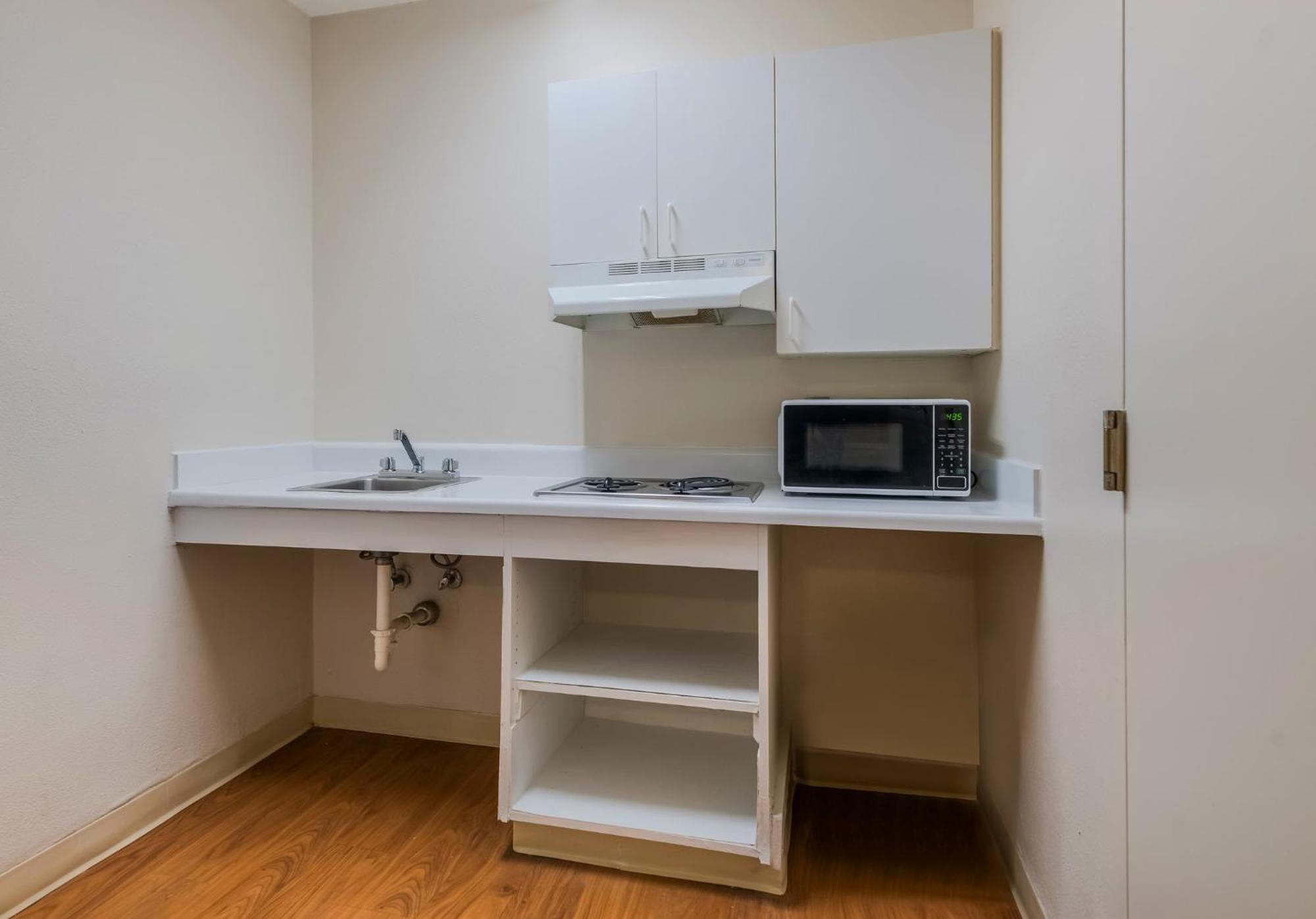 Hometowne Studios By Red Roof Orlando - Ucf Area Alafaya Extérieur photo
