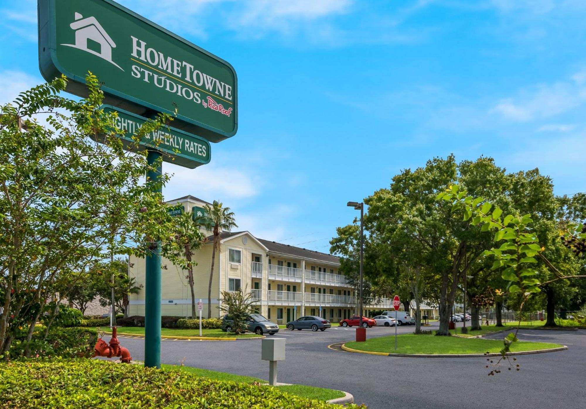 Hometowne Studios By Red Roof Orlando - Ucf Area Alafaya Extérieur photo