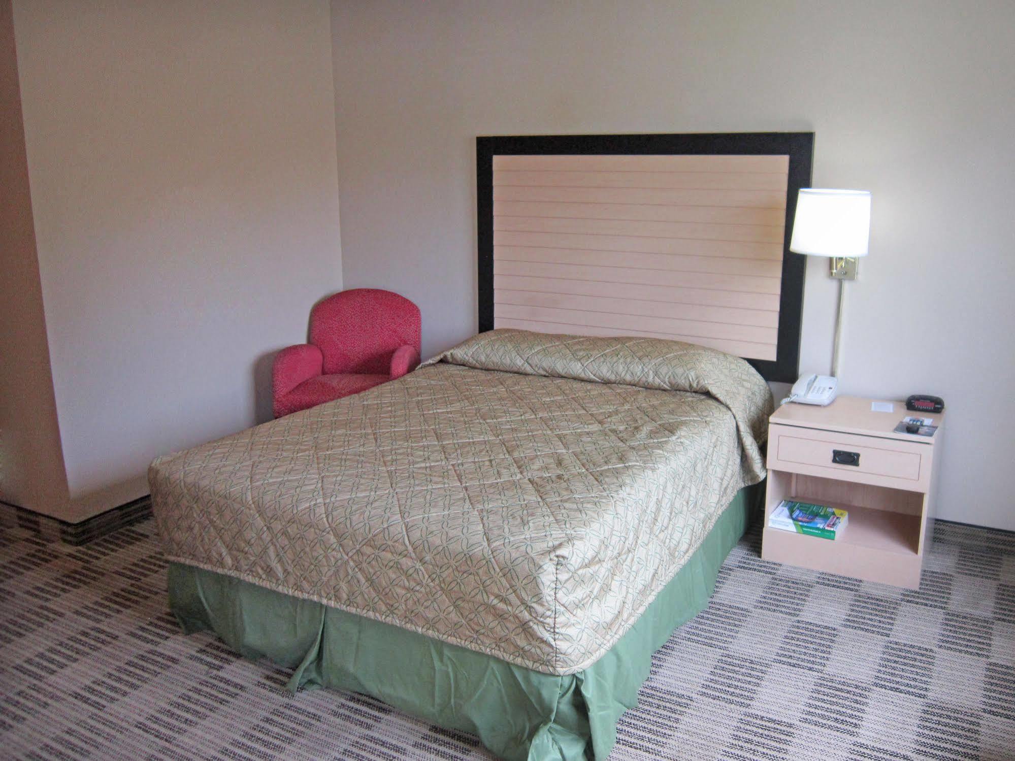 Hometowne Studios By Red Roof Orlando - Ucf Area Alafaya Extérieur photo